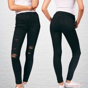 NWOT Abercrombie & Fitch Black Super Skinny High Rise Jeans 27 / 4R